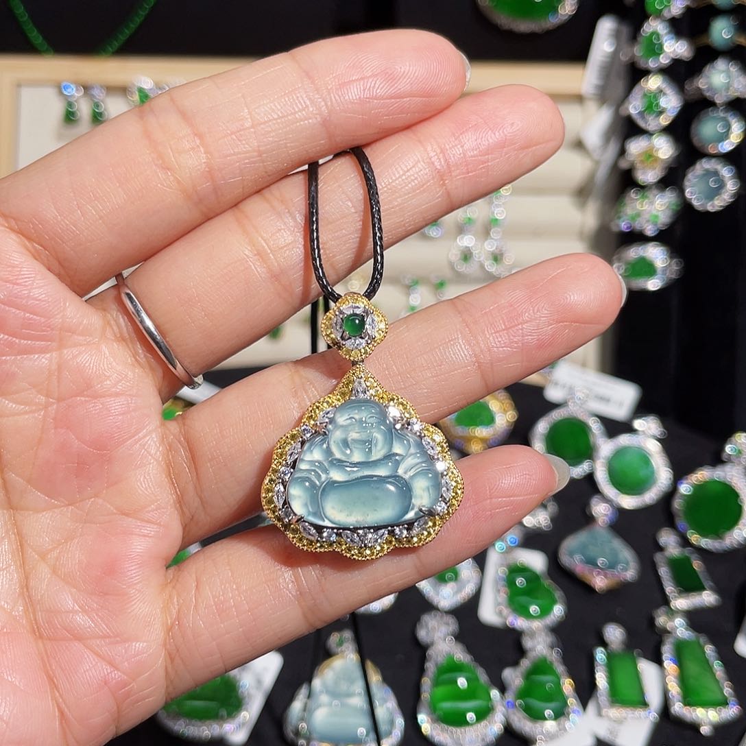 翡翠银S925镶嵌颈饰佛公