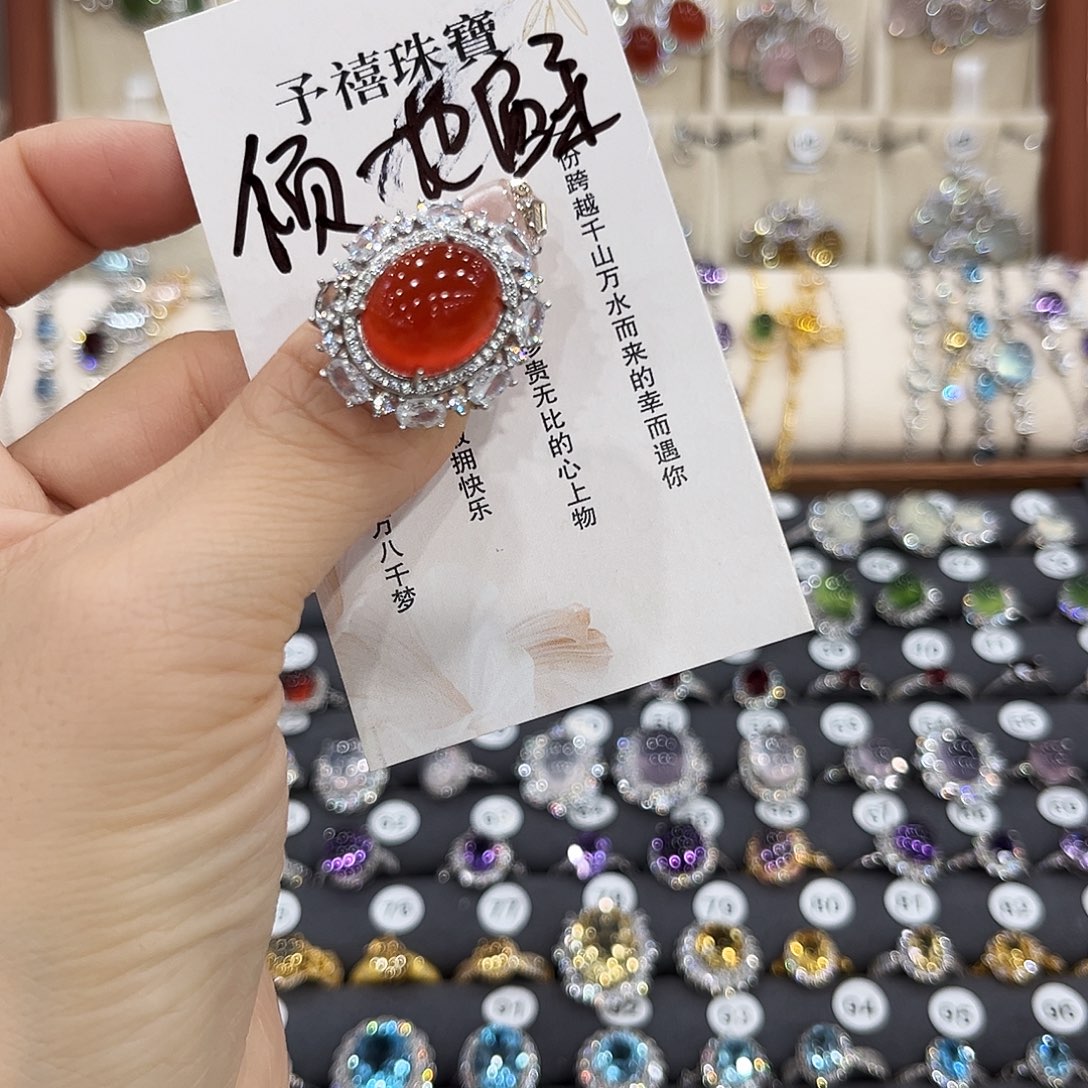 倾***柔蛇纹石玉银S925镶嵌戒指
