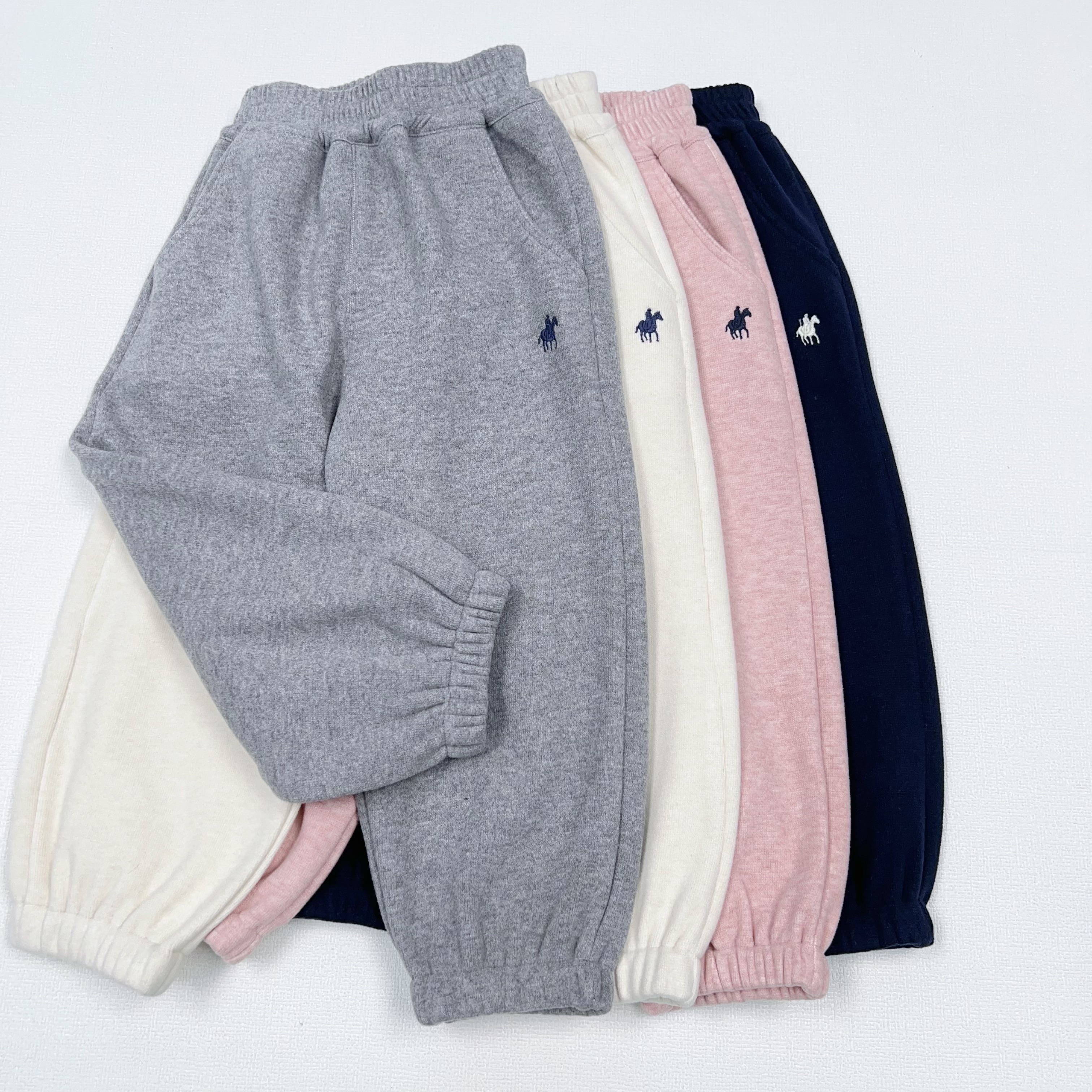 中大童男女宝同款秋冬时尚百搭舒适束口松紧腰加绒多色可选运动裤