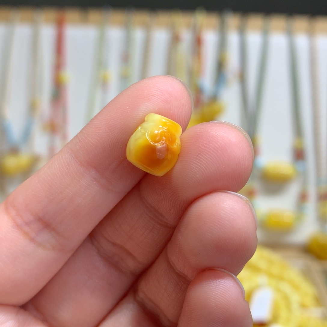 *****琥珀未镶嵌裸石特价