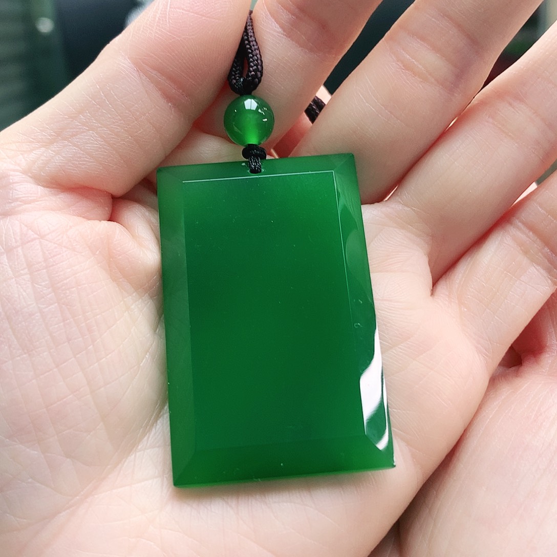 玛瑙/玉髓吊坠未镶嵌