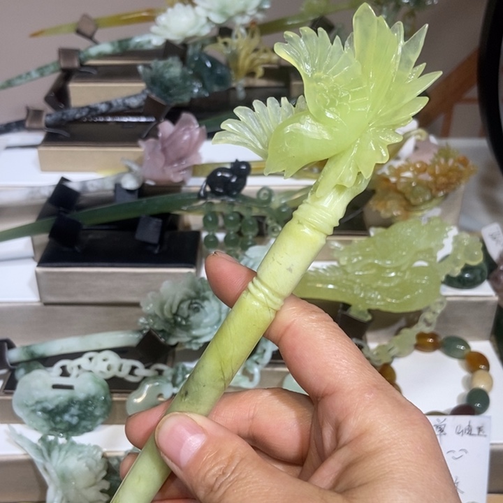 蛇纹石玉发饰未镶嵌