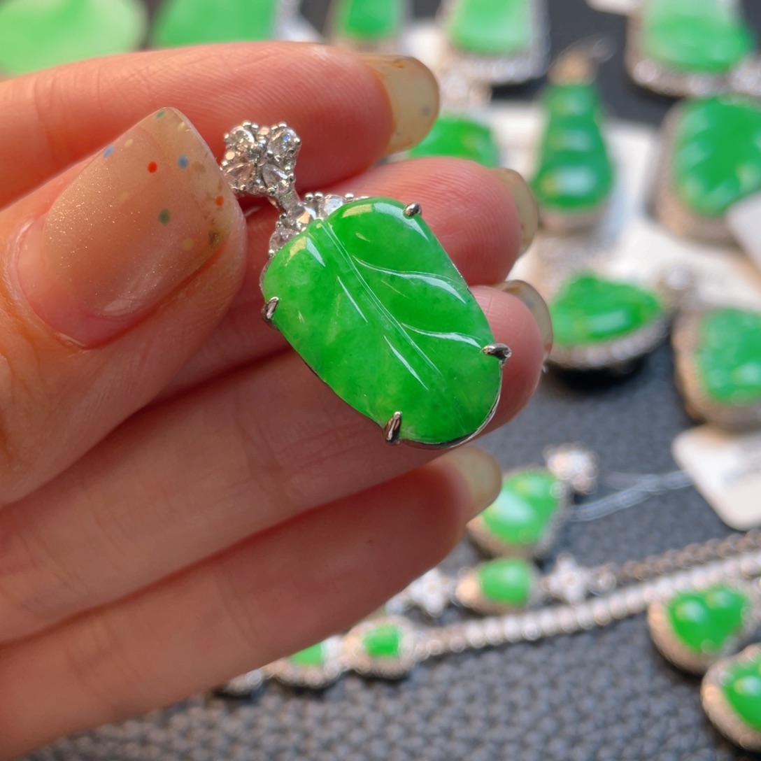 翡翠银S925镶嵌吊坠(不含链)