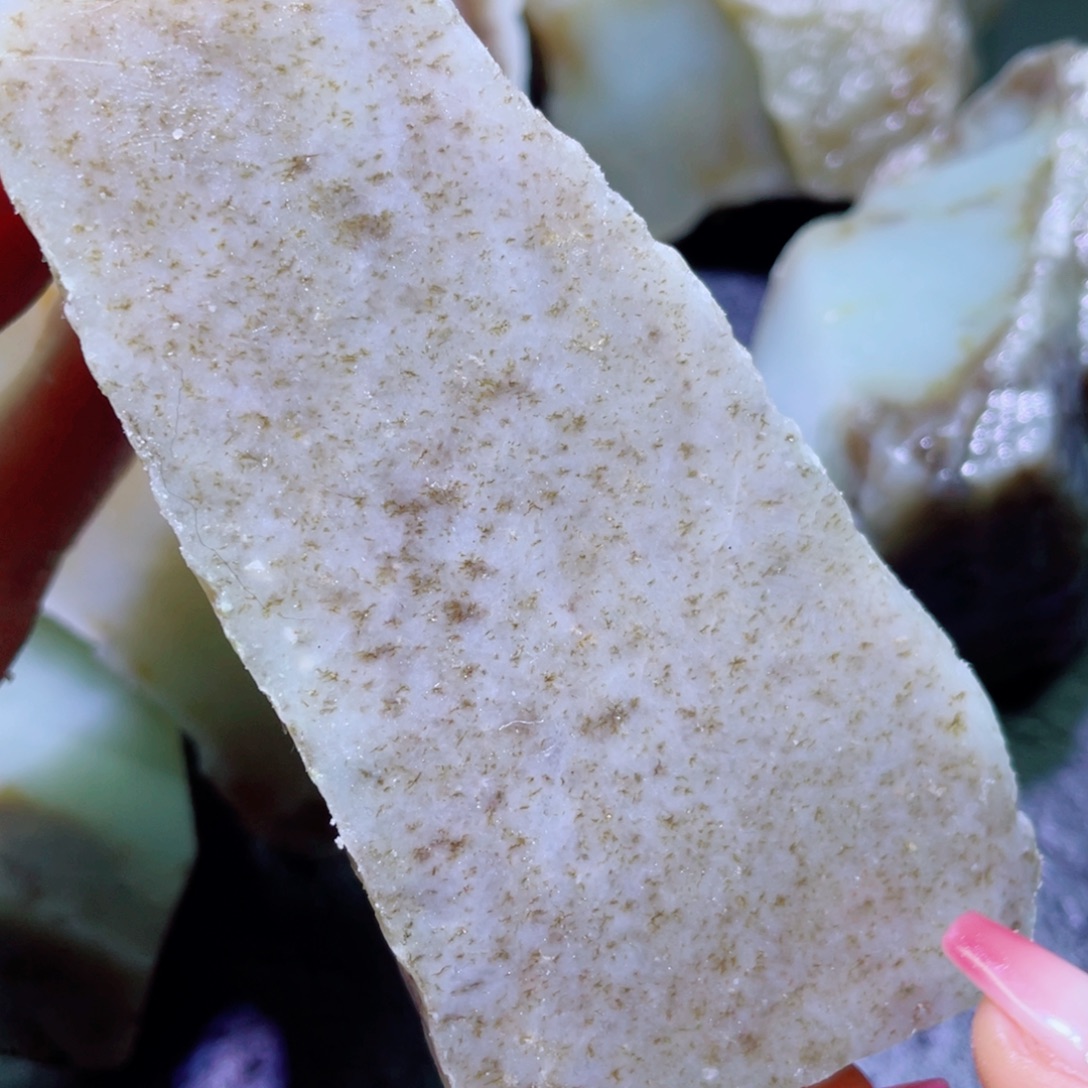 和田玉未镶嵌珠宝半成品