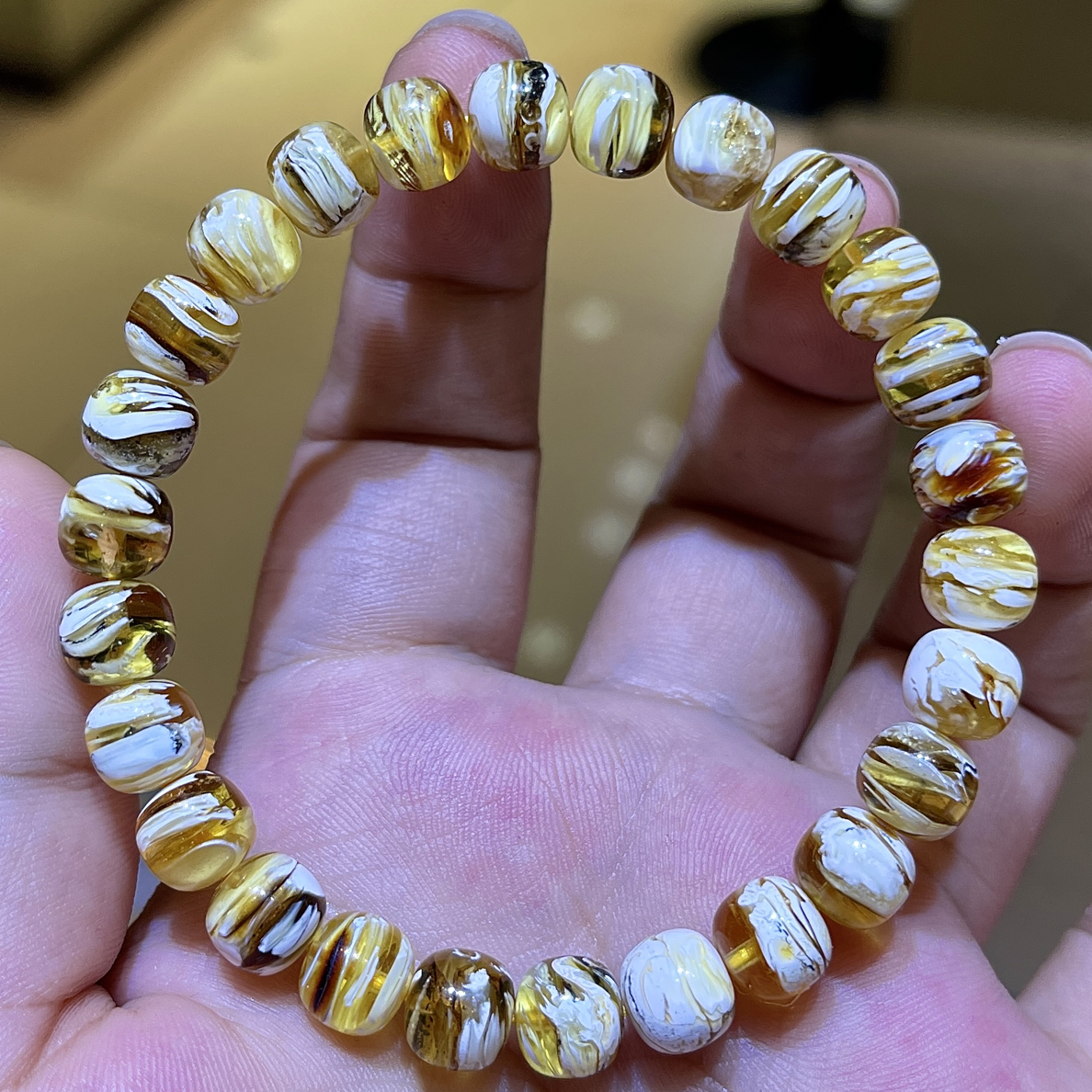 8.5精品拉丝彩沁蜜蜡老型手串手工气质白色时尚复古重工珠珠单圈