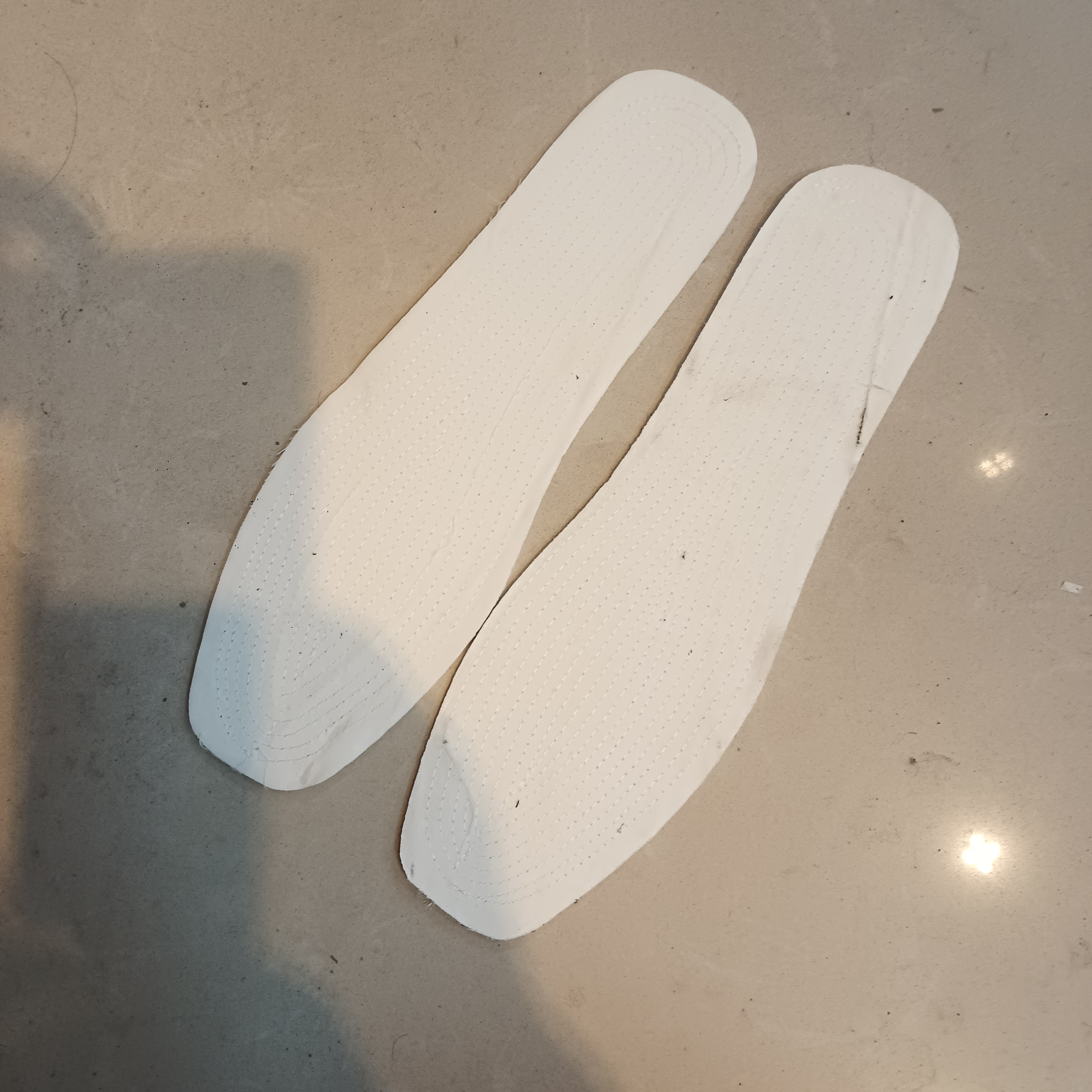 新疆小戴皮鞋，纯棉布鞋垫子一双15码/
