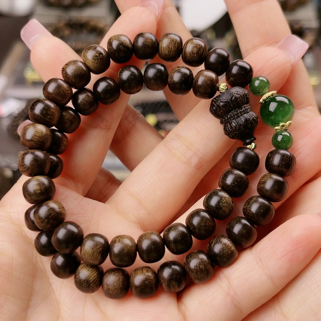 沉香手串越南富森红土沉玉化糖心窖藏留疤老料0.8