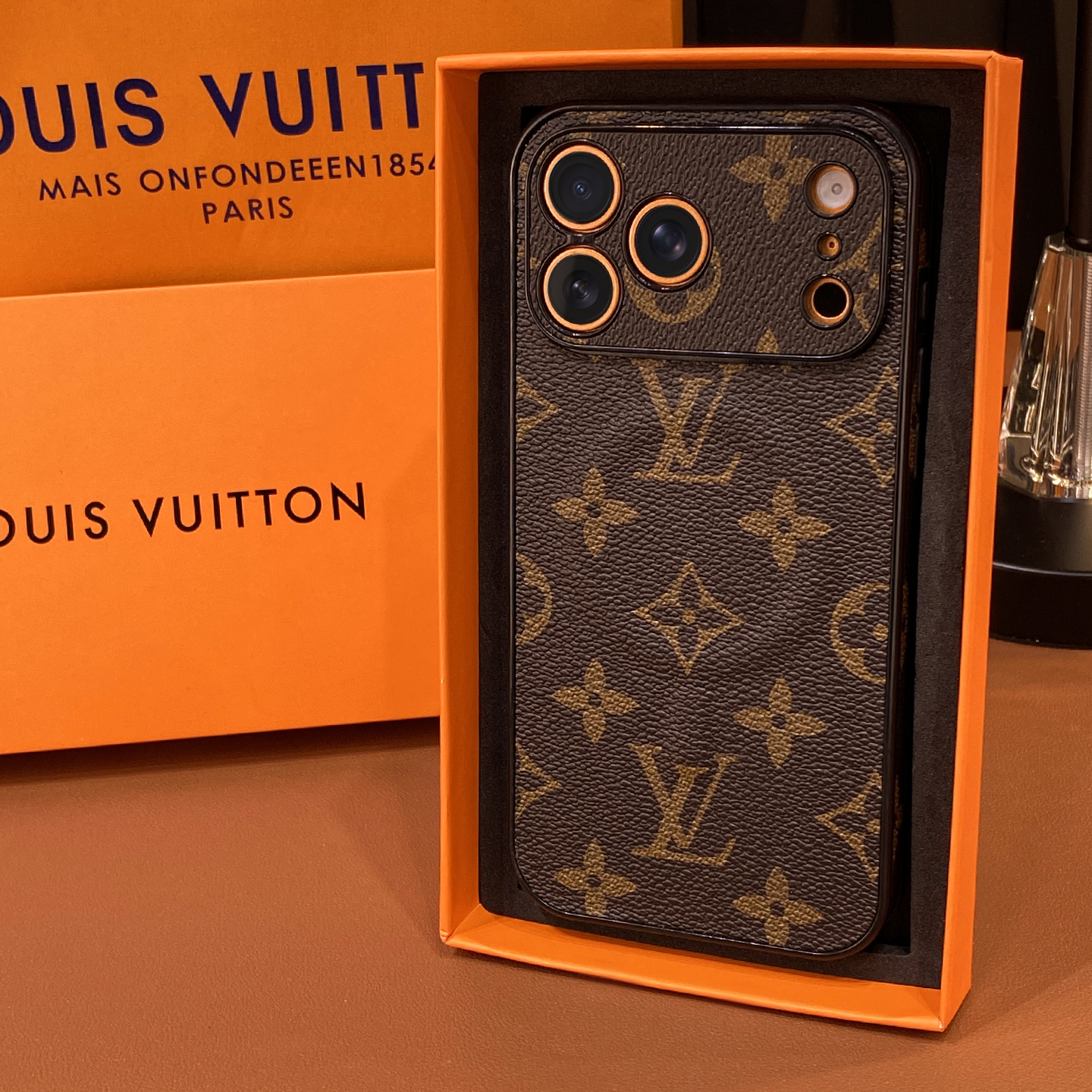 适用苹果17promax手机壳iPhone16/15/14/13pro全包防摔女磁吸贴皮