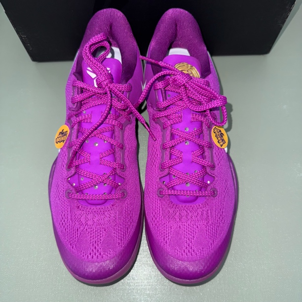 zk8eybl 42.5码原盒 全新鞋 科比8代 Kobe稀缺款