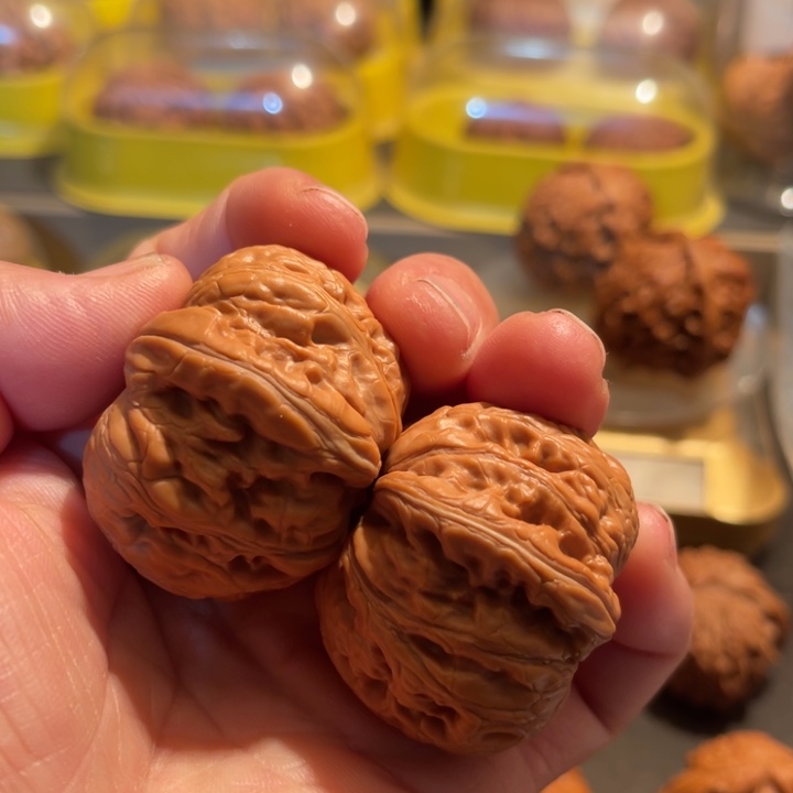 文玩核桃把件全品平谷元宝42