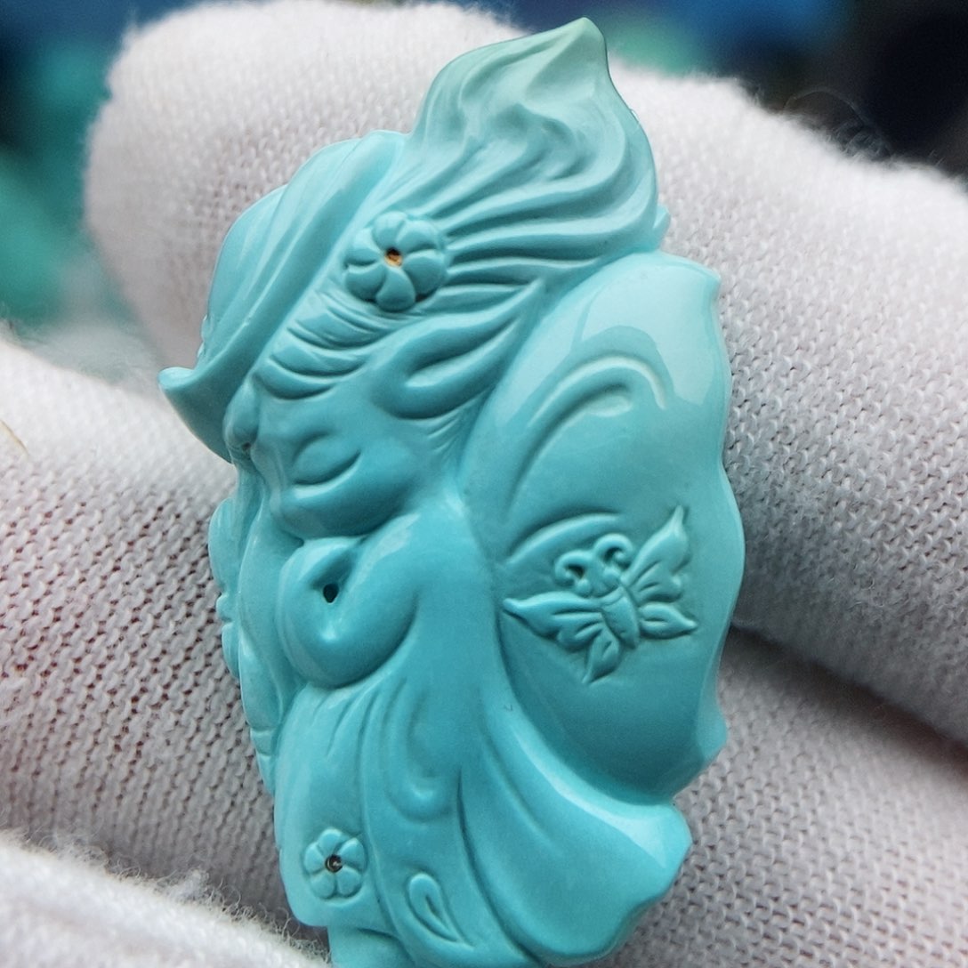 绿松石颈饰未镶嵌