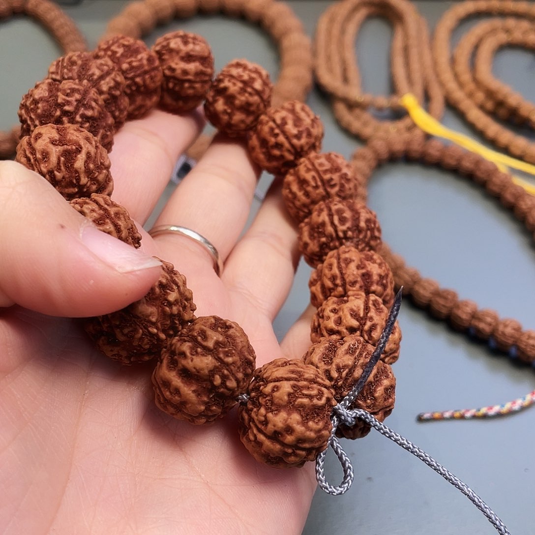 L***L手串金刚菩提帝王花19加单圈