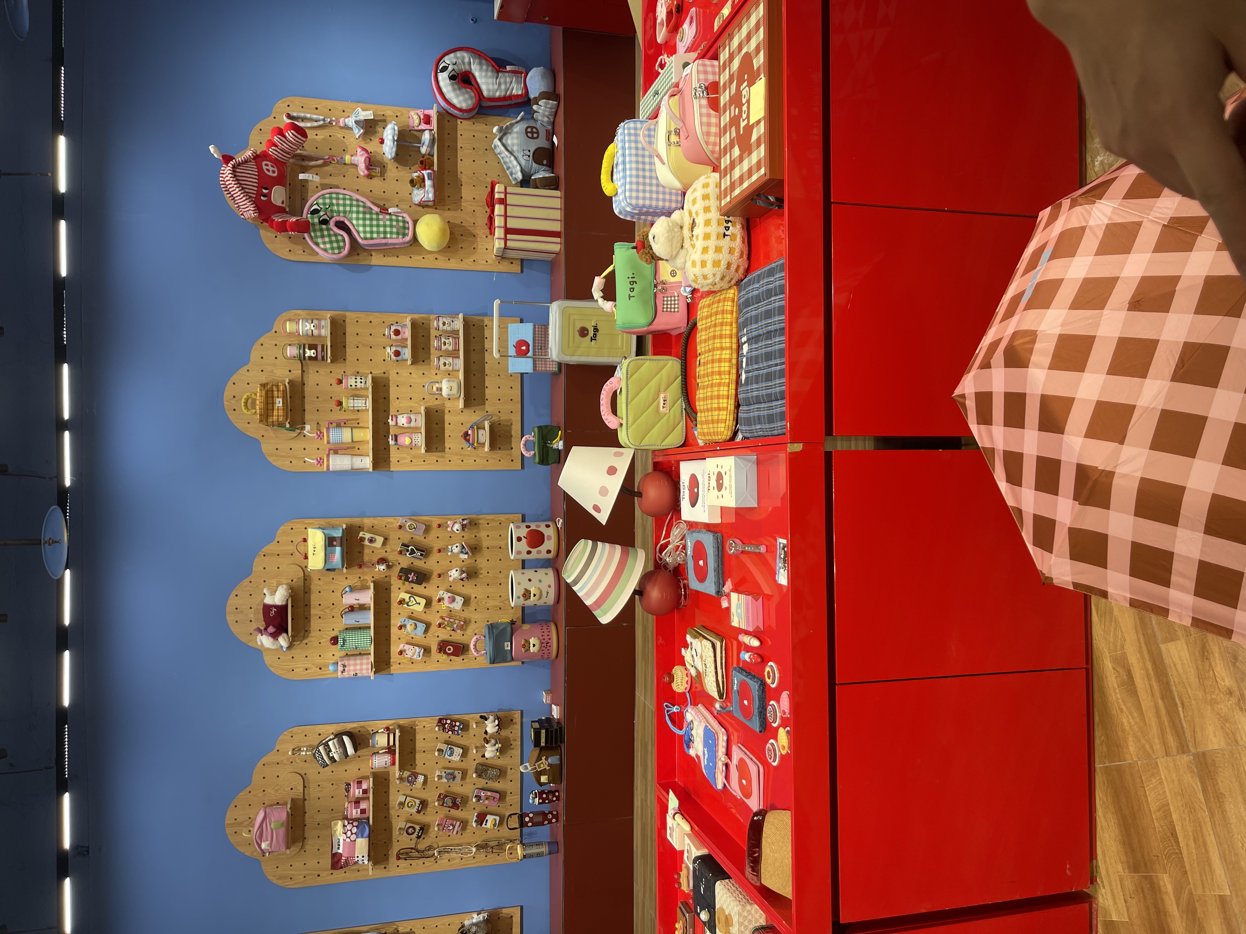 小梁总宠粉福利-品牌笔捡漏库存不返场数量不多抢到就是赚到