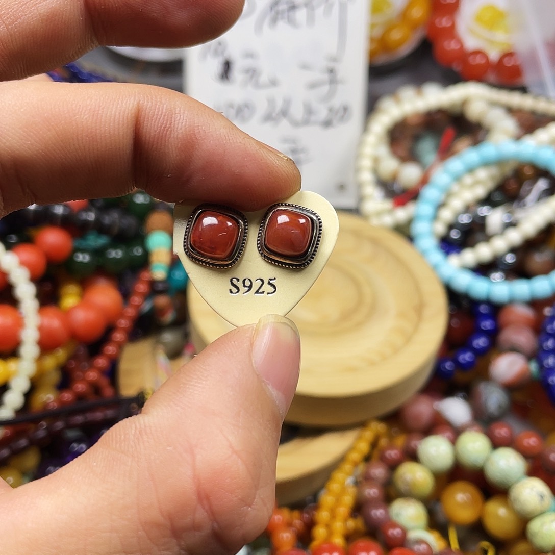 幽***气玛瑙/玉髓未镶嵌手链54096