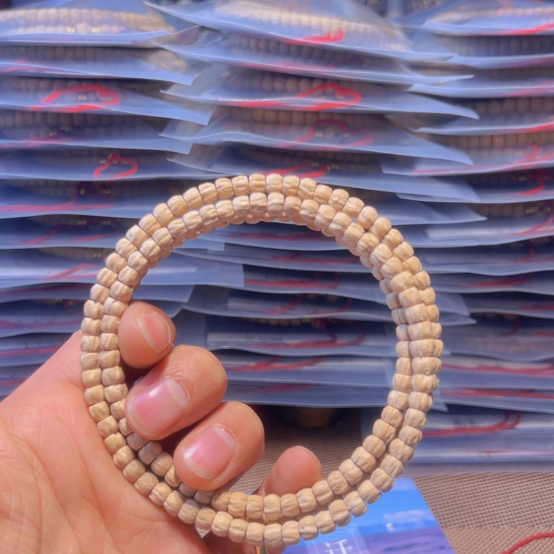 柏香籽/百香籽吊坠一****。