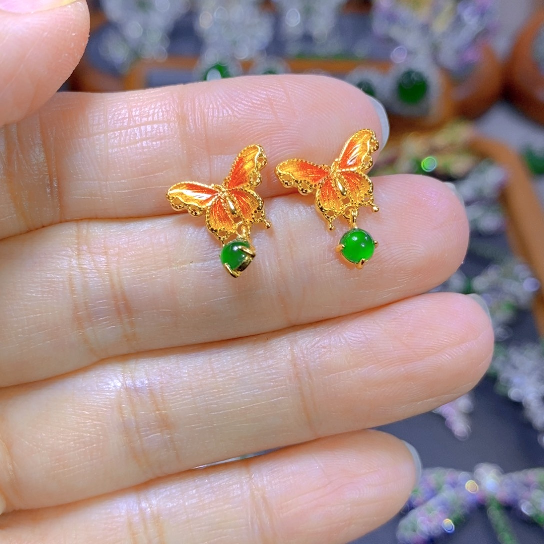 翡翠颈饰银S925镶嵌天然翡翠