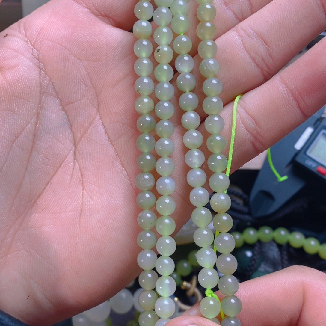 未镶嵌手链和田玉（糖玉）