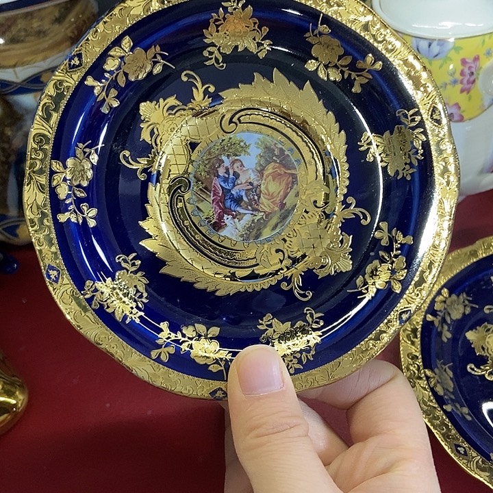 瓷片瑕疵4只……………………………………