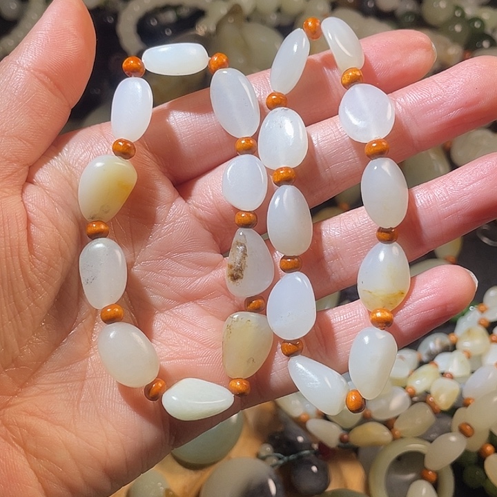 未镶嵌手链和田玉笑***、