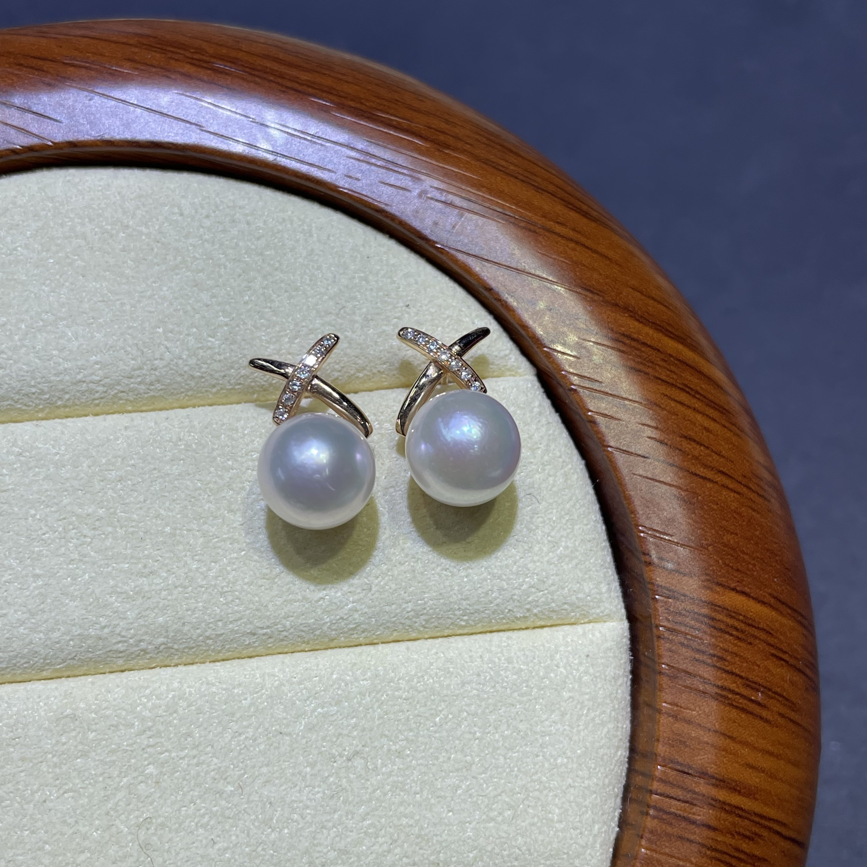 18 K金钻石海水珍珠akoya耳钉7.5-8mm百搭优雅镶天然钻石