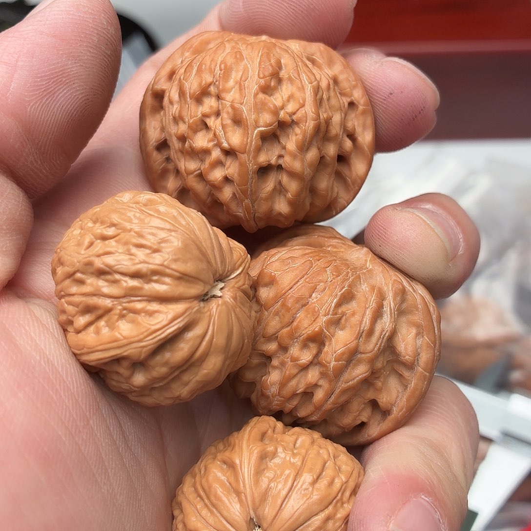 w***b吊坠文玩核桃磨盘 铁锤