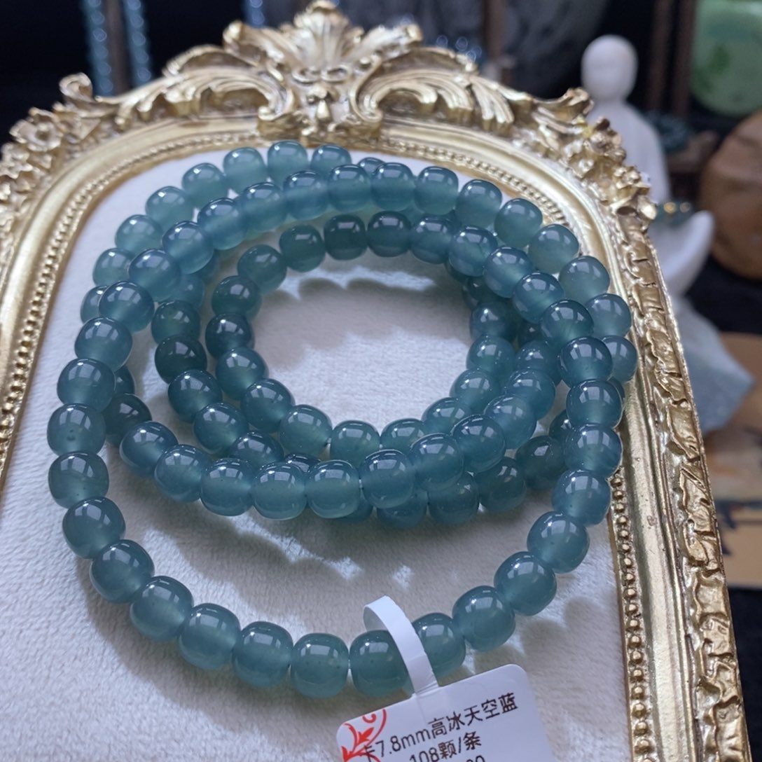 j***a翡翠未镶嵌手链卡7.8mm高冰天空蓝108颗