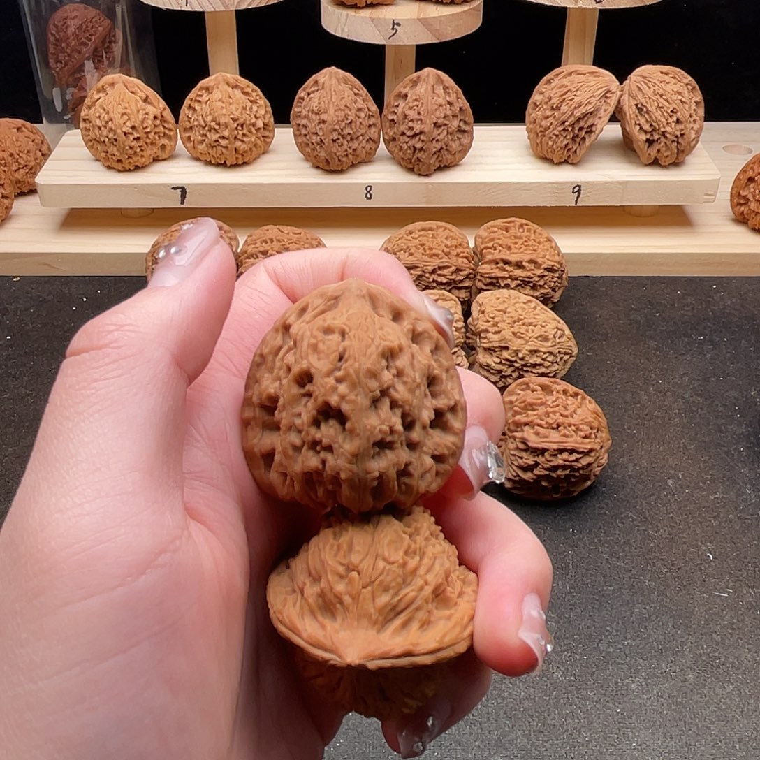 神***明文玩核桃吊坠38南疆