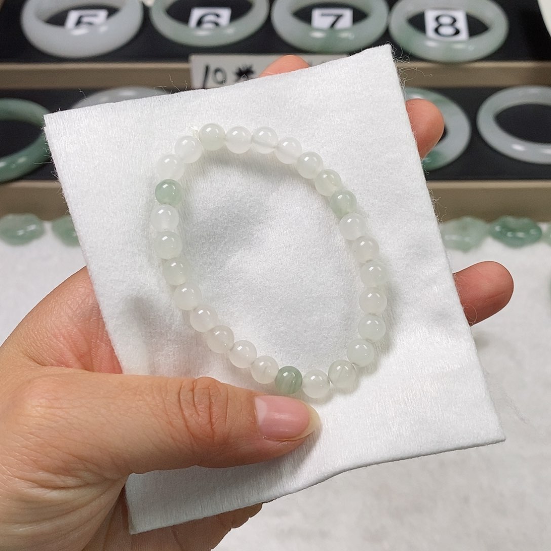 石英质玉（金丝玉）手链未镶嵌