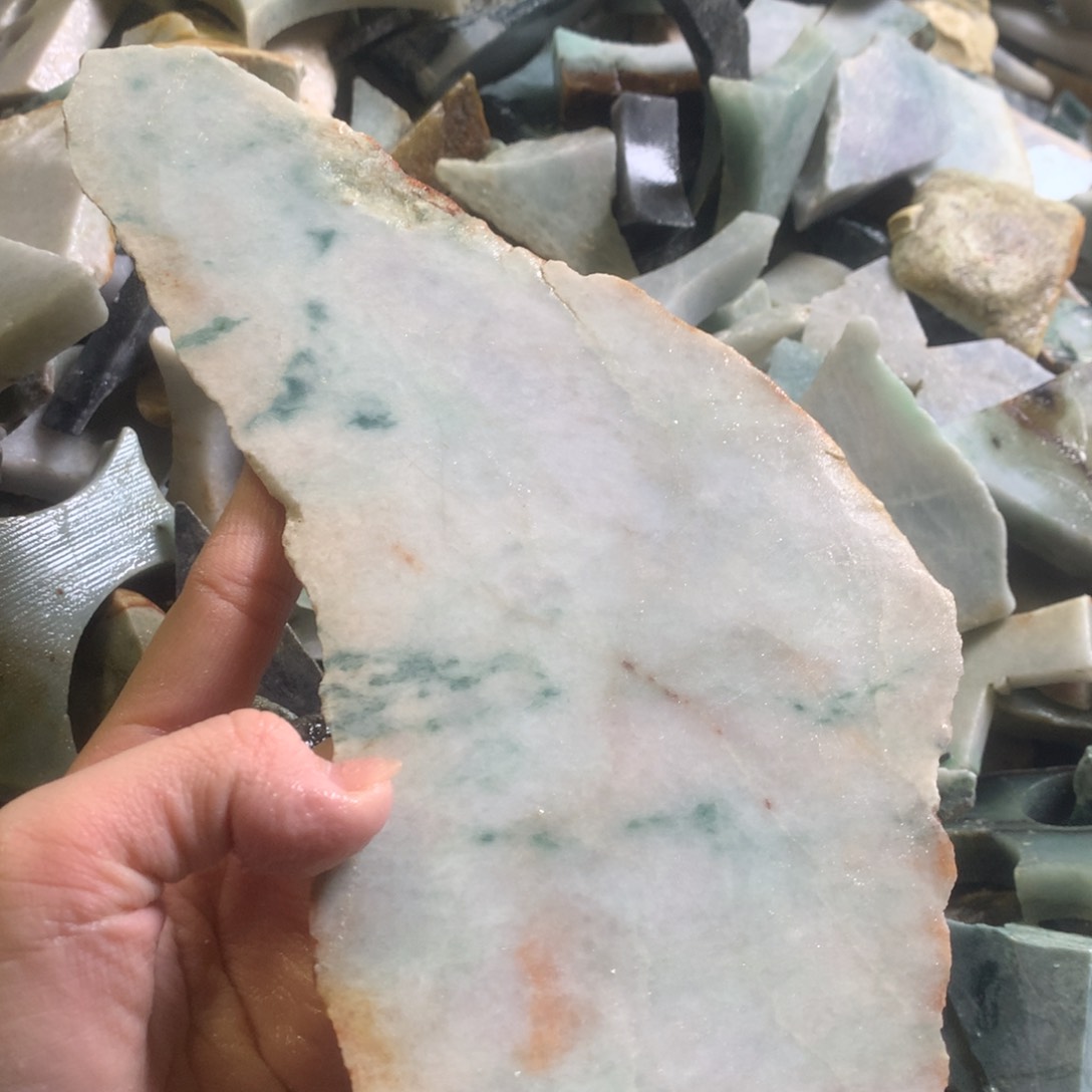 翡翠颈饰未镶嵌缅甸翡翠