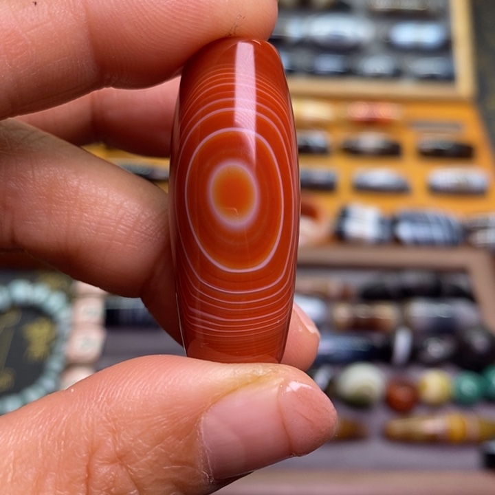 未镶嵌玛瑙/玉髓珠宝半成品偶****