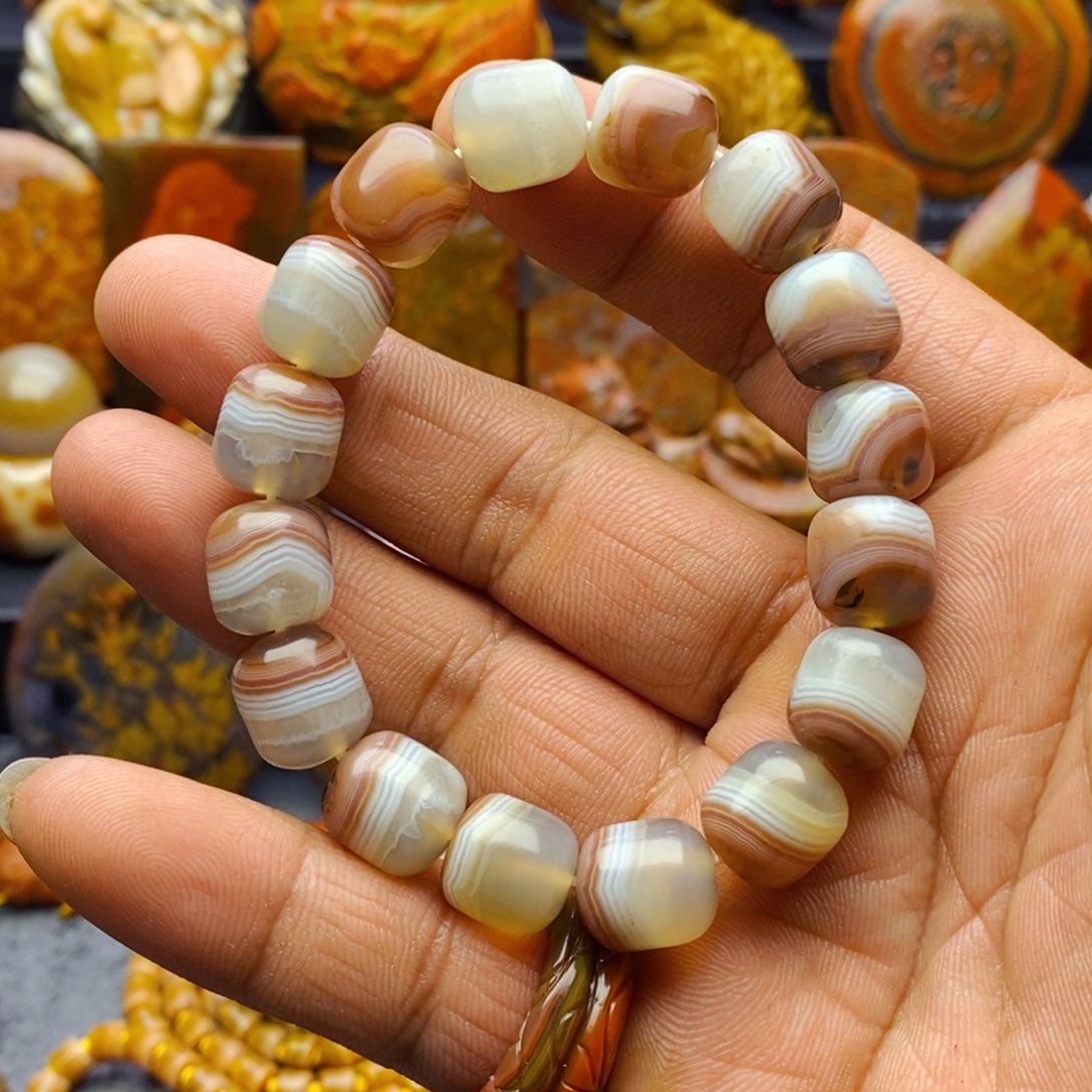 玛瑙/玉髓颈饰未镶嵌?***❄