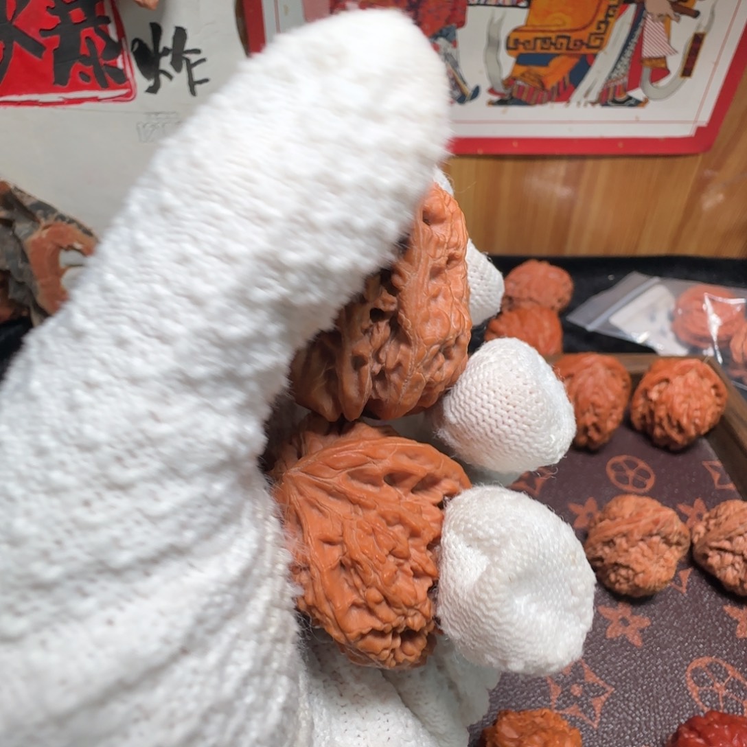 主***情文玩核桃吊坠野将军