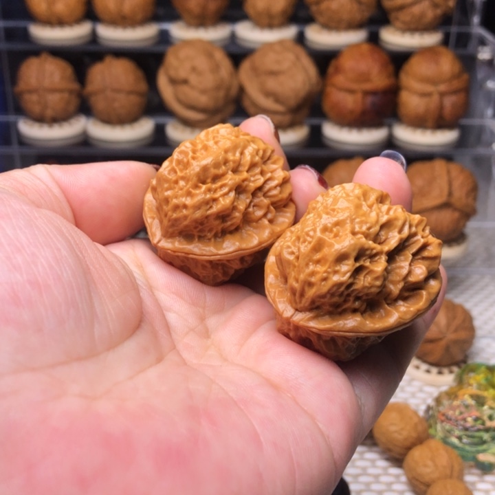 文玩核桃把件8碧波金蟾37+