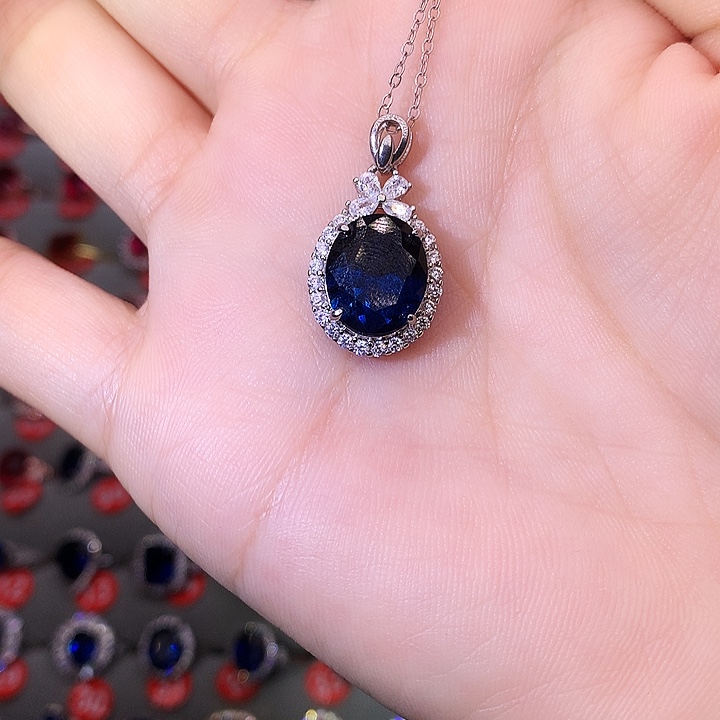 蓝宝石吊坠(赠链)银S925镶嵌