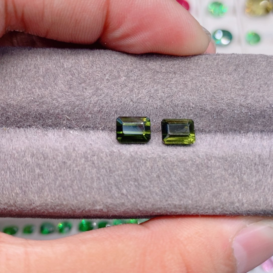 裸石未镶嵌碧玺碧玺2.46克拉