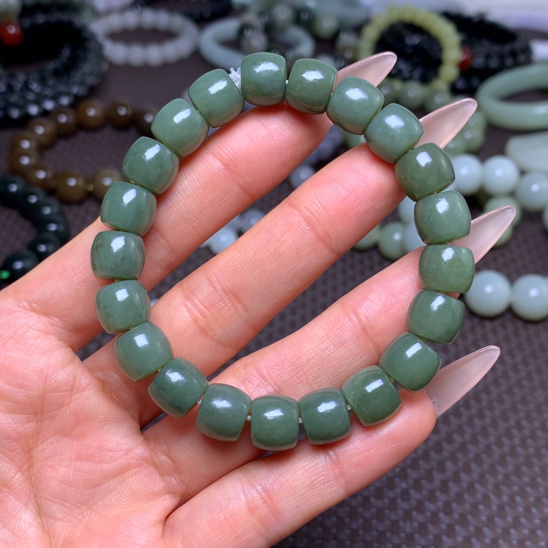 未镶嵌手串和田玉卡10