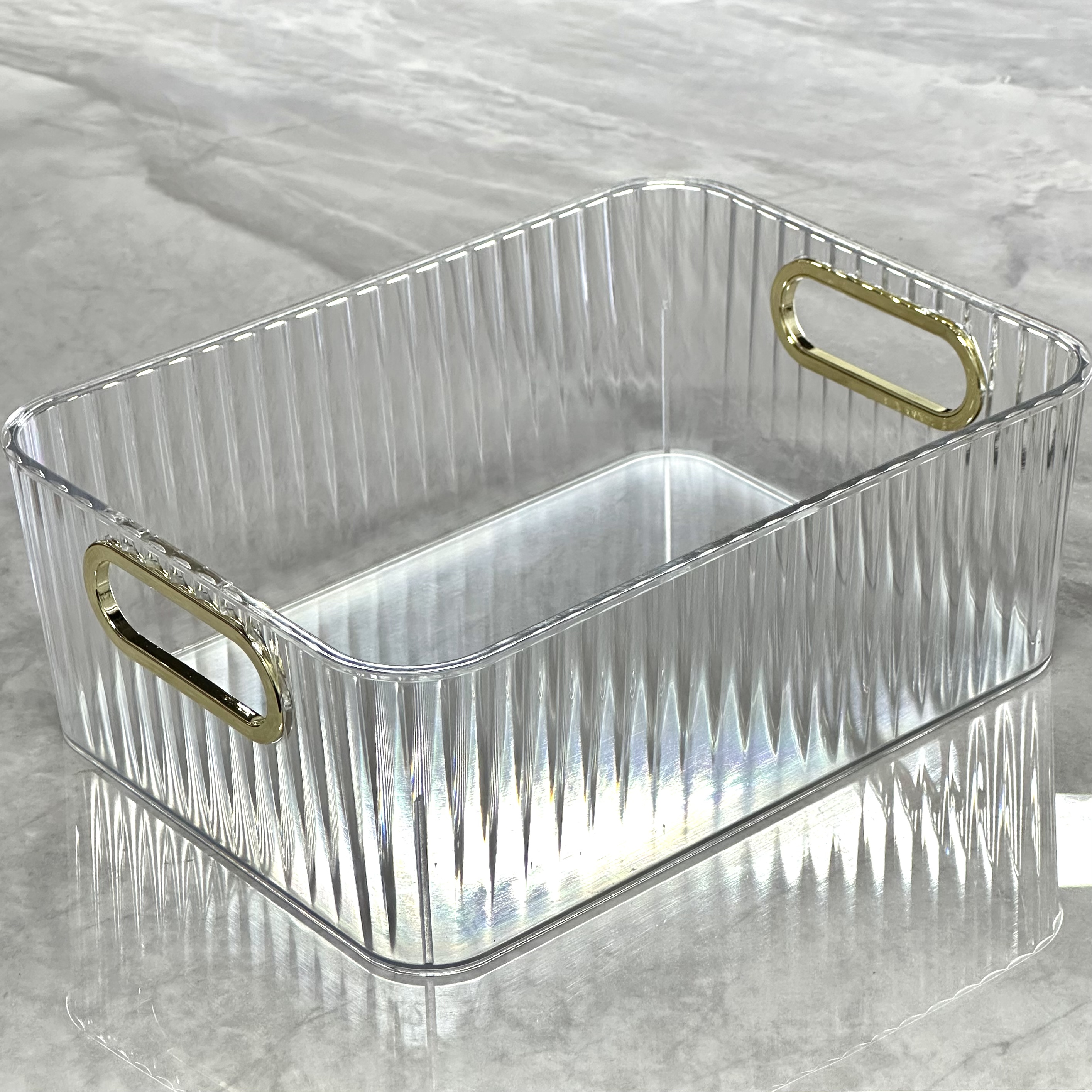 PP材质27.5*20*10cm杂物收纳盒收纳筐不挑