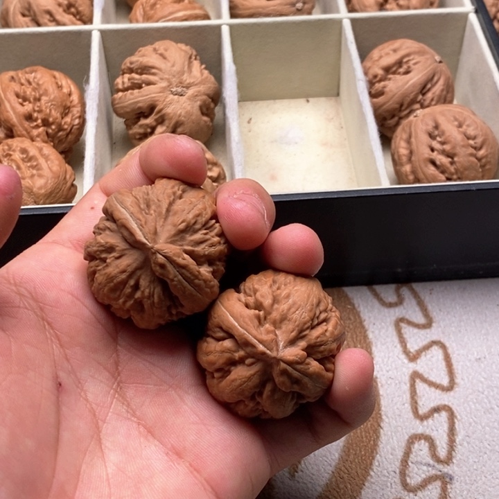 把件文玩核桃故*。