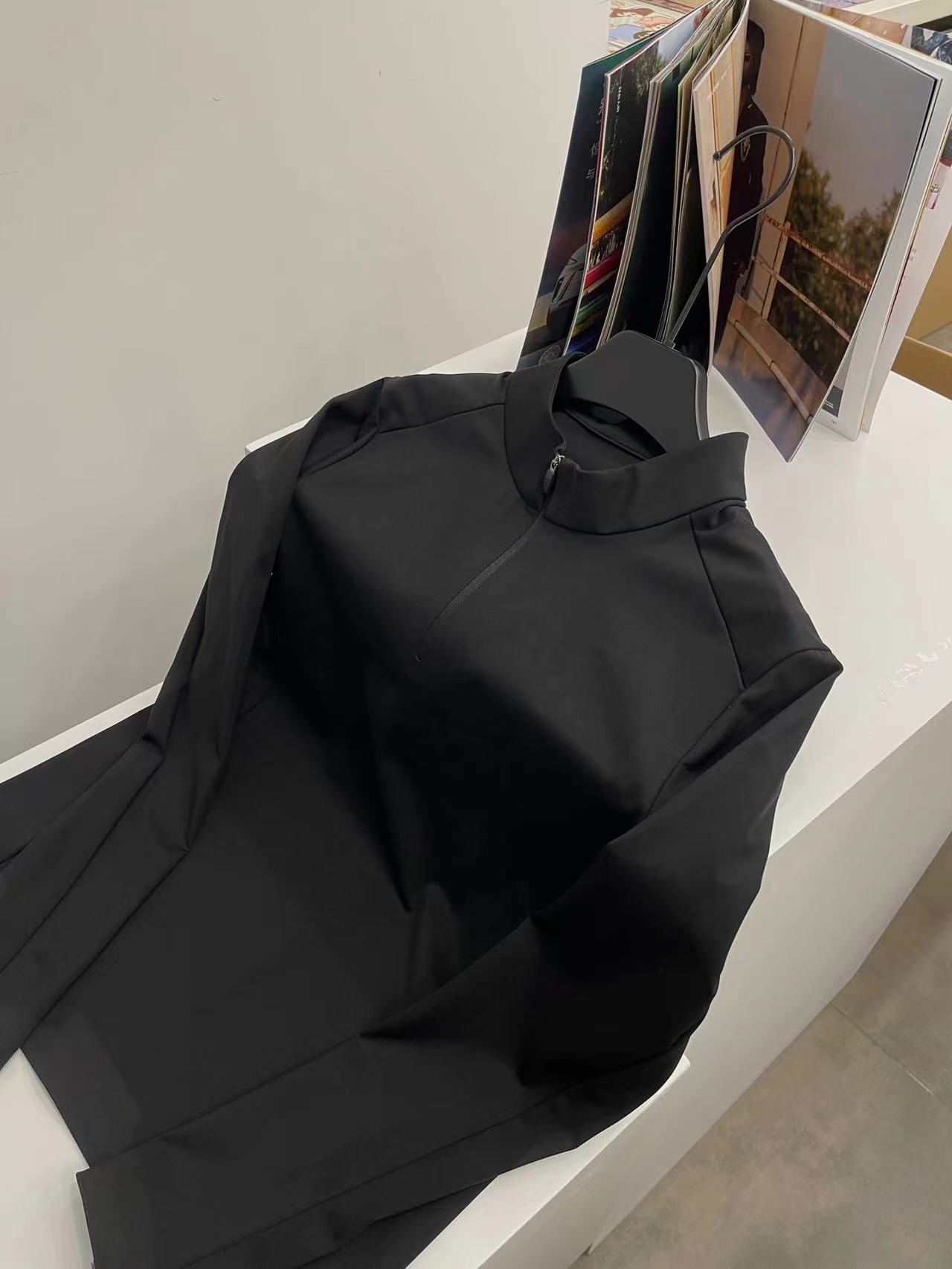 2025年冬季男士长袖半拉链休闲户外百搭上衣