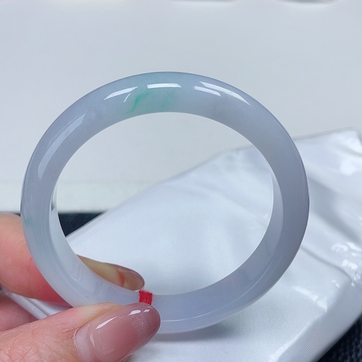 翡翠手镯未镶嵌缅甸翡翠