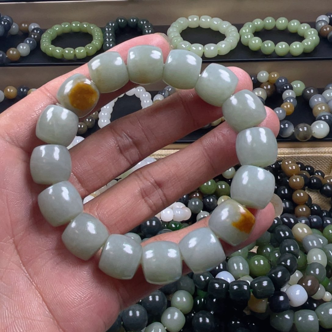 和田玉手串未镶嵌