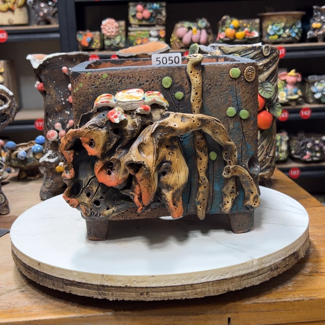 5050微瑕，口16.5高18