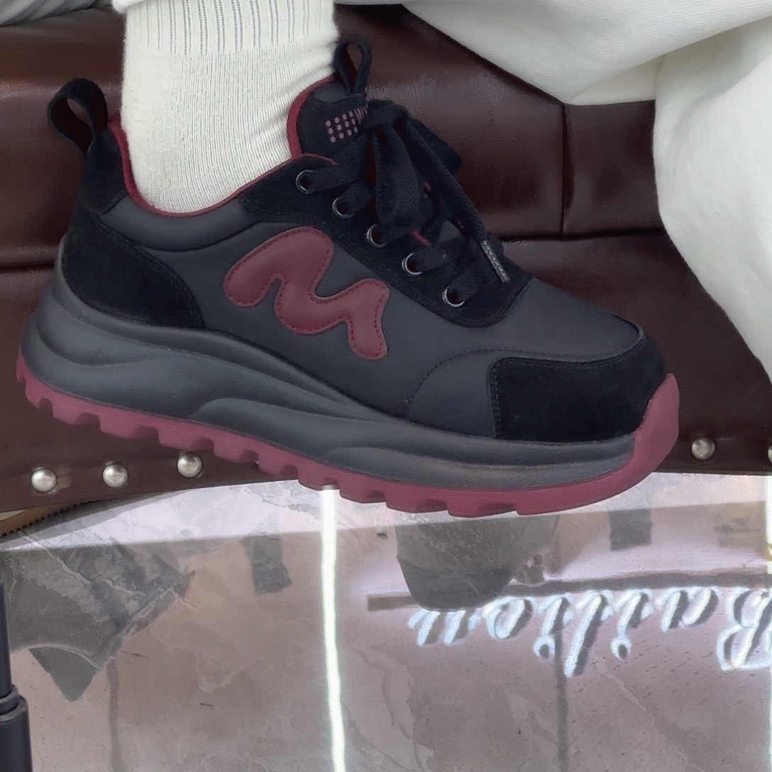 53631黑色38运动鞋