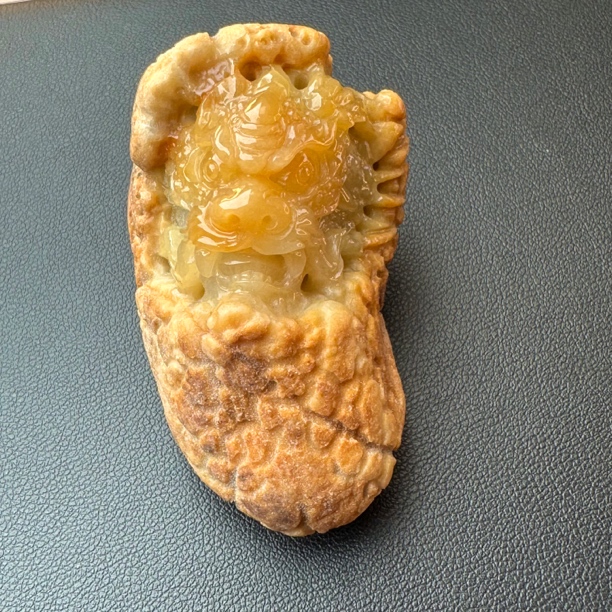 神龙护主特色孤品翡翠手把