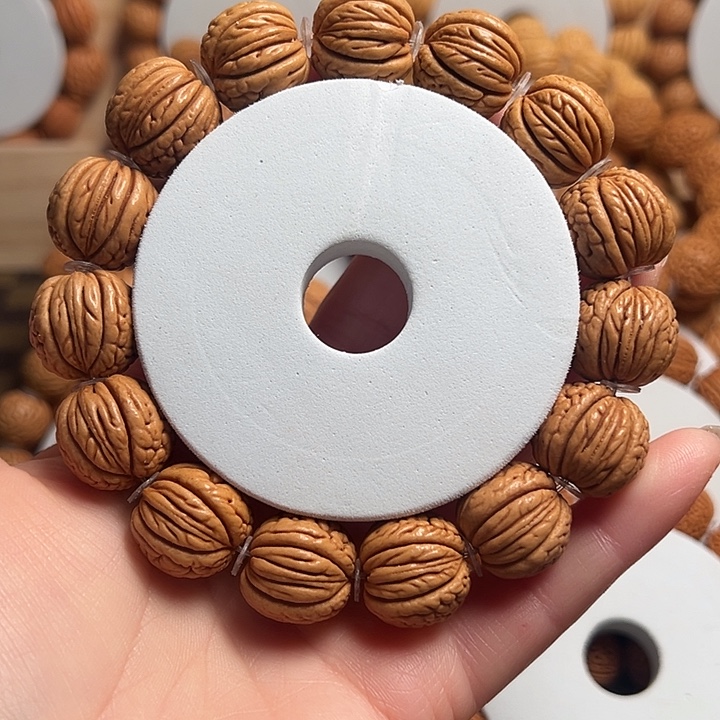 桃核吊坠桃核手串铁扇公主17➕