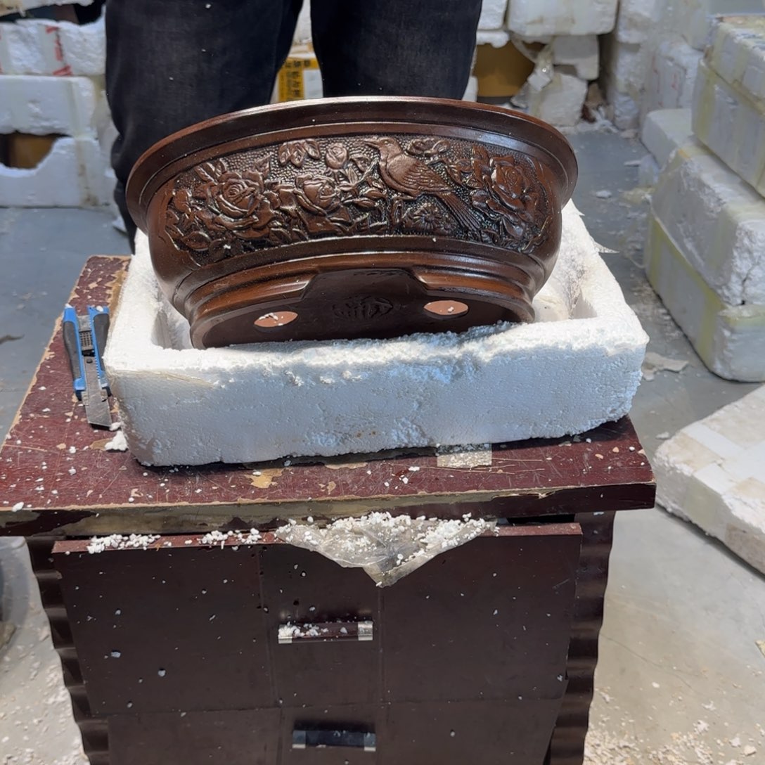 紫砂花盆瑕疵和瑕疵都