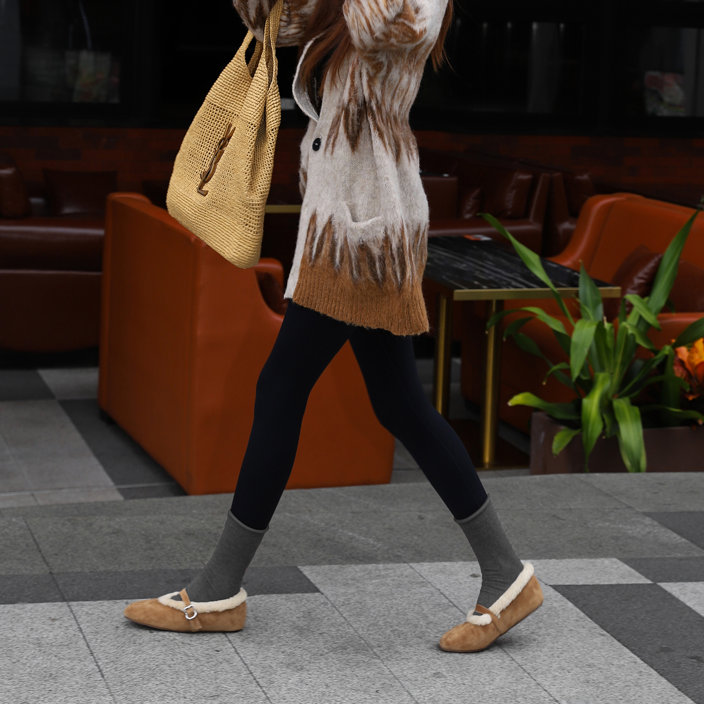 跑跑大码女鞋/羊毛泰迪玛丽珍加厚秋冬40-44平底羊毛鞋超暖