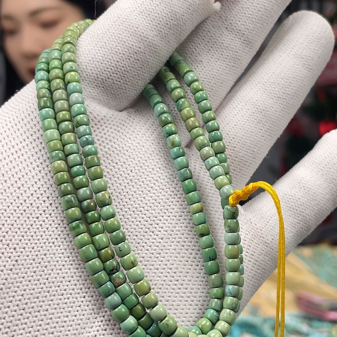 绿松石未镶嵌挂件