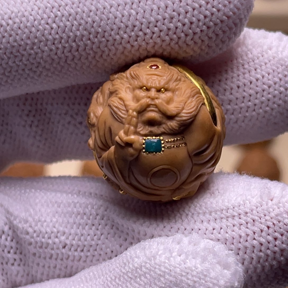 猴头核桃吊坠基***领镶嵌款钟馗19+