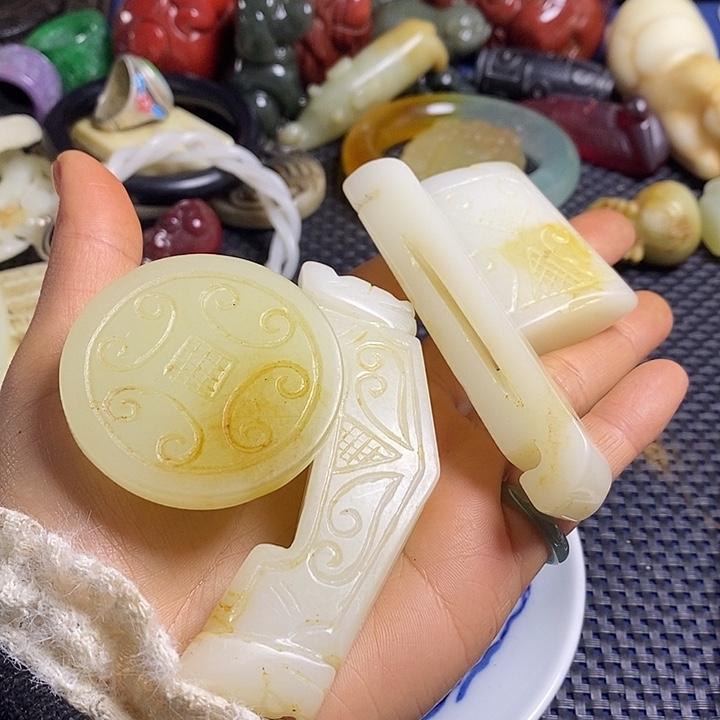 吊坠白玉菩提支持七天无理由